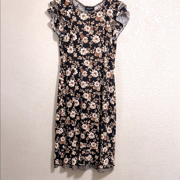 PERCEPTION DRESS - Picture 1 of 8